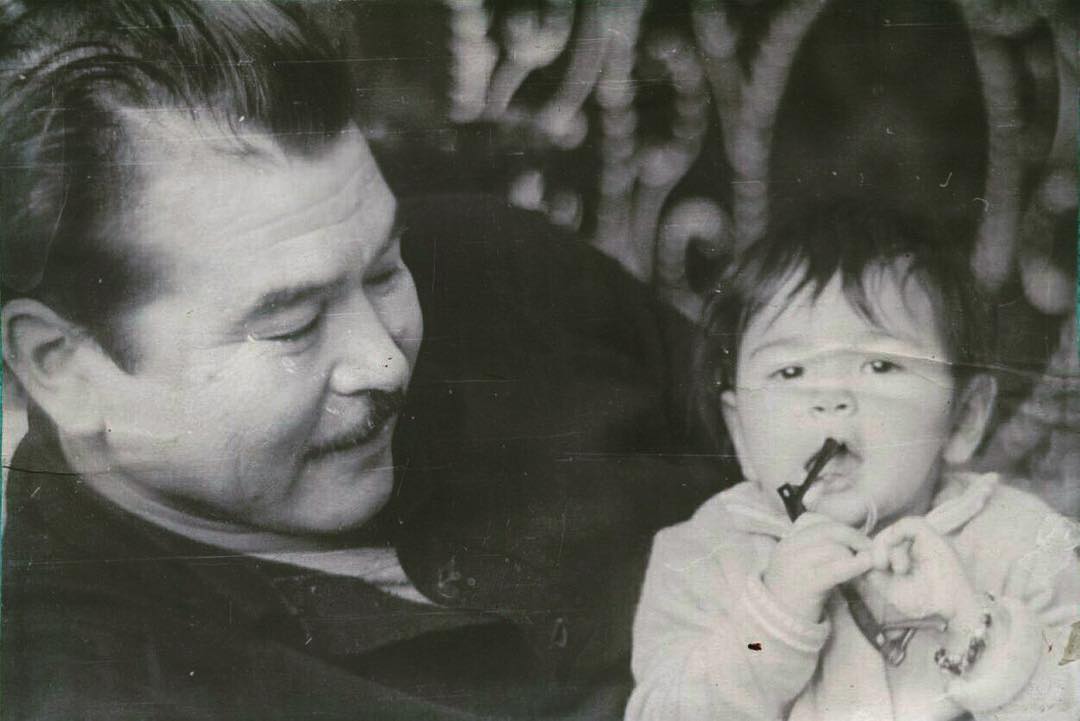 Bugungi kunda ham suratga tushayotgan eski porno aktrisalar